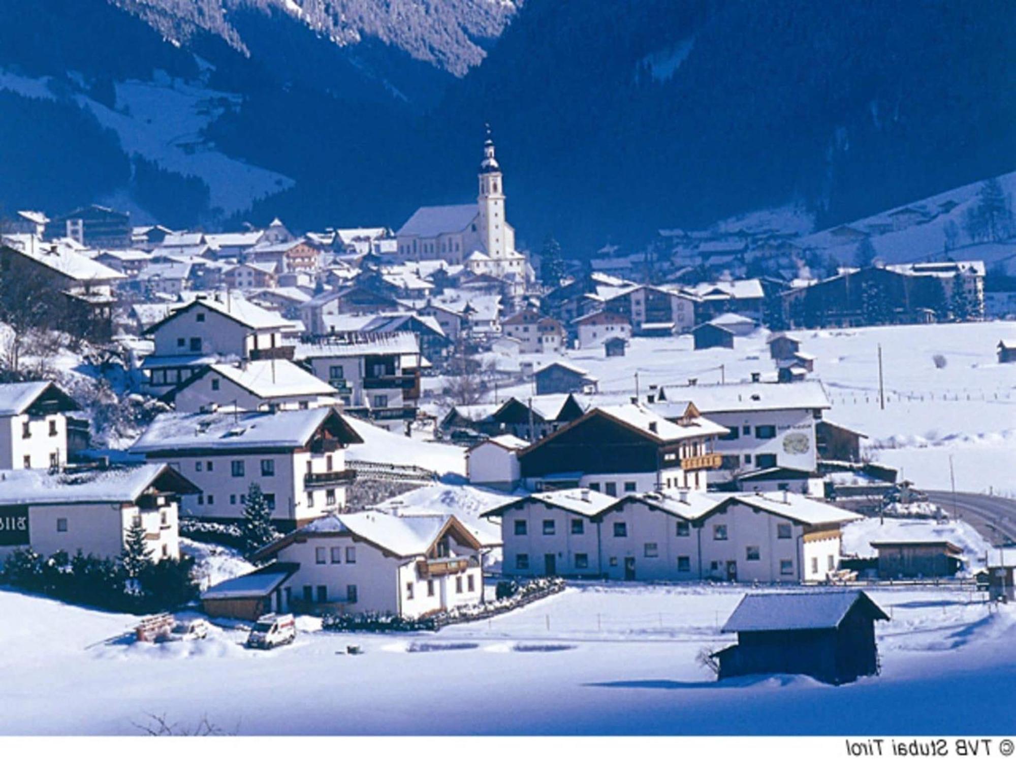 Apartment In Neustift In A Quiet Location ノイシュティフト・イム・シュトゥーバイタール エクステリア 写真