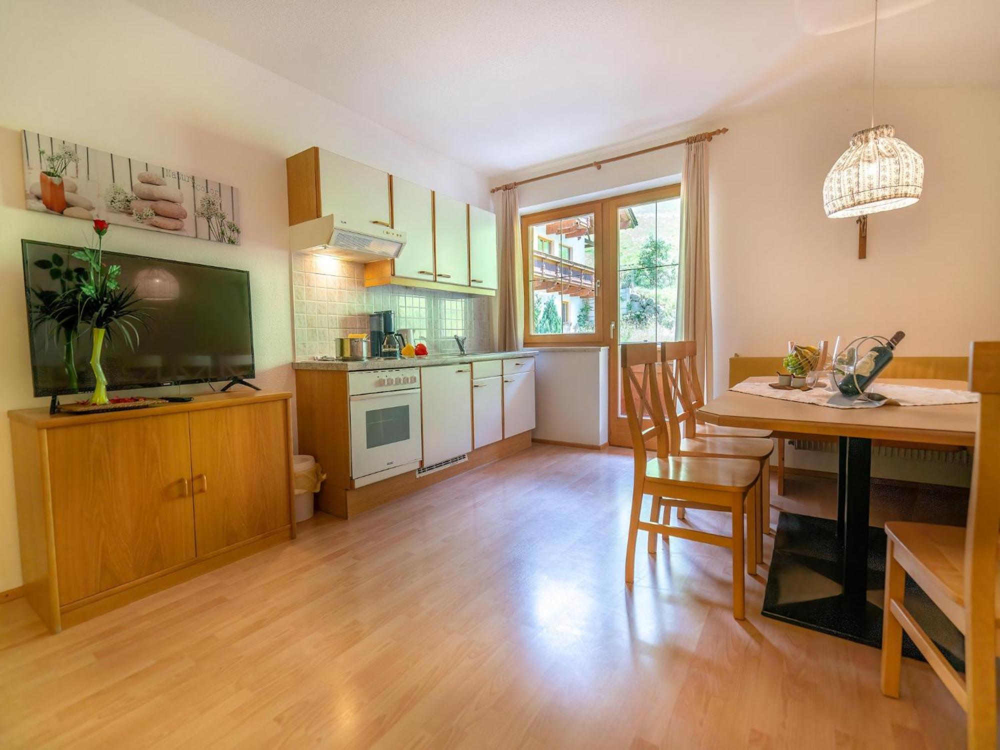 Apartment In Neustift In A Quiet Location ノイシュティフト・イム・シュトゥーバイタール エクステリア 写真